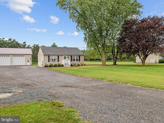 2nd image of 4311 E Pheasant Dr