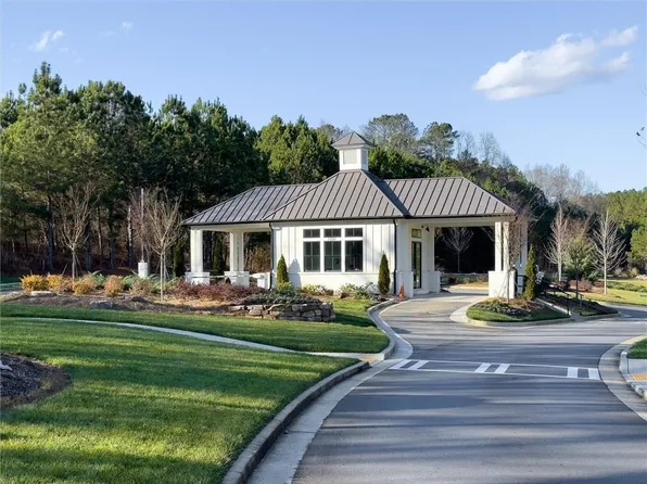 423 Southland Cir, Canton, GA 30115