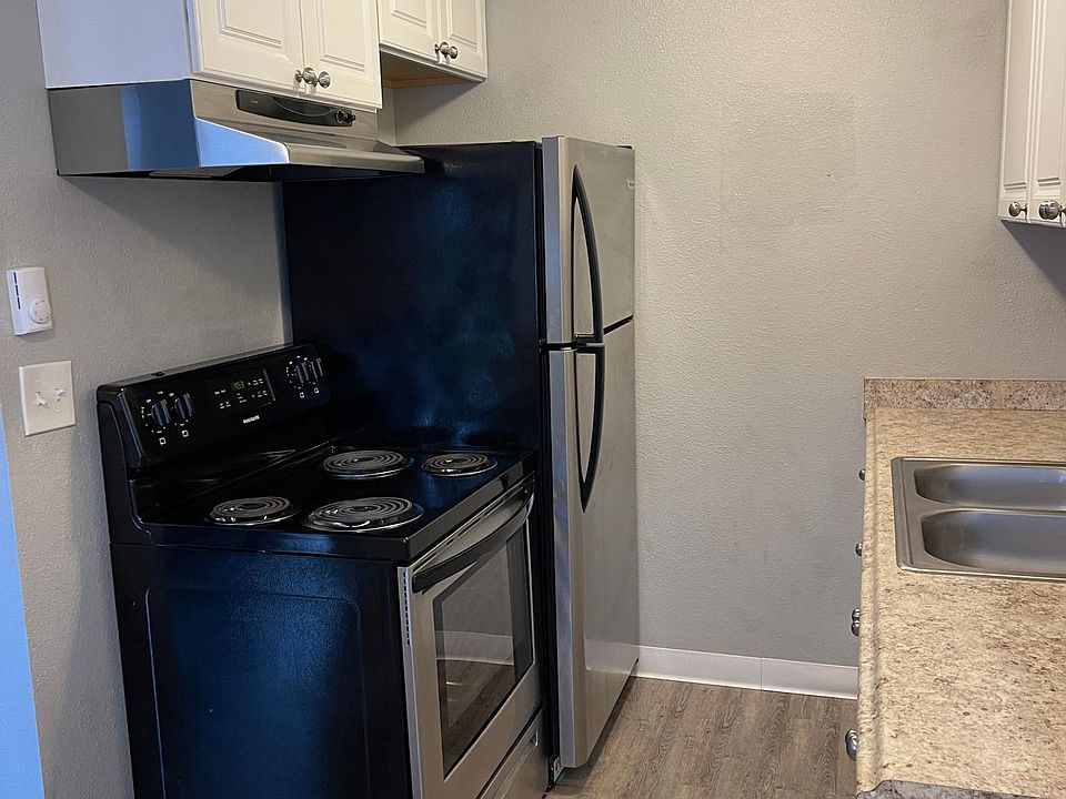 1st image of 6921 150th St SW #7