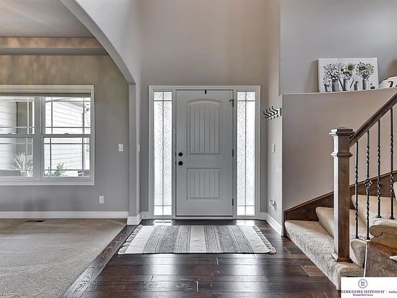 4th image of 7326 Leawood Cir