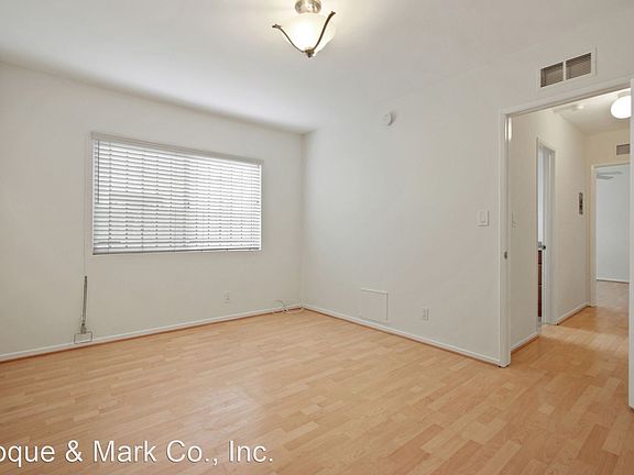 4th image of 1441 Princeton St #3