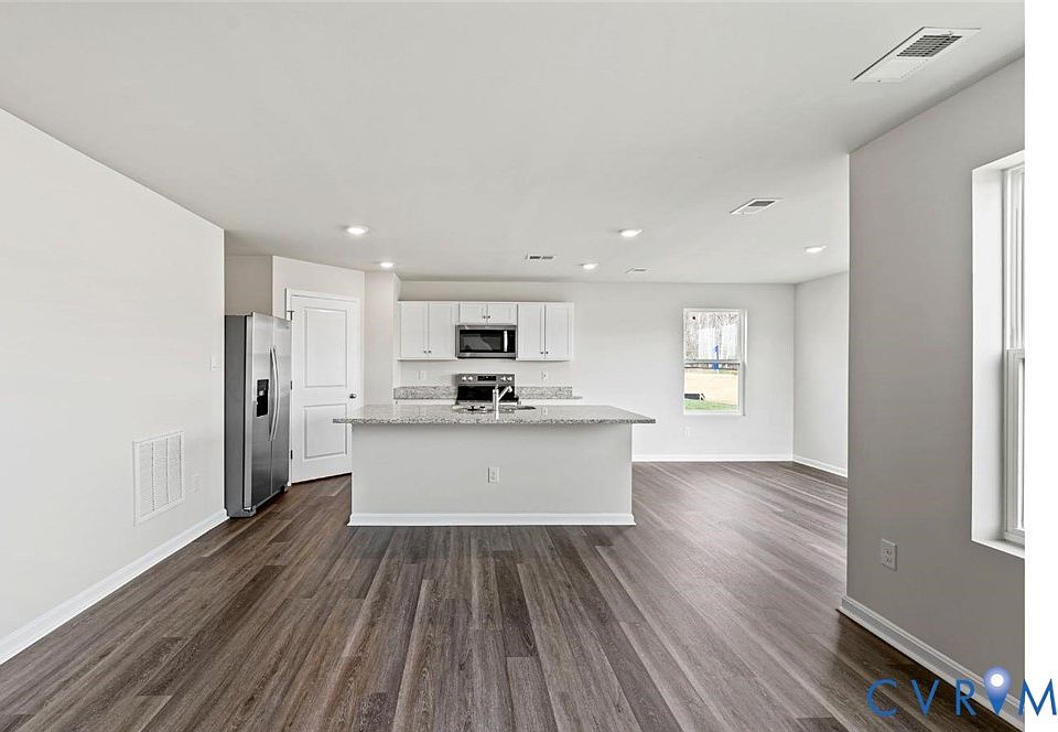 ぷらまい出品。 9548 Fuchsia Dr, Richmond, VA 23237 | Zillow
