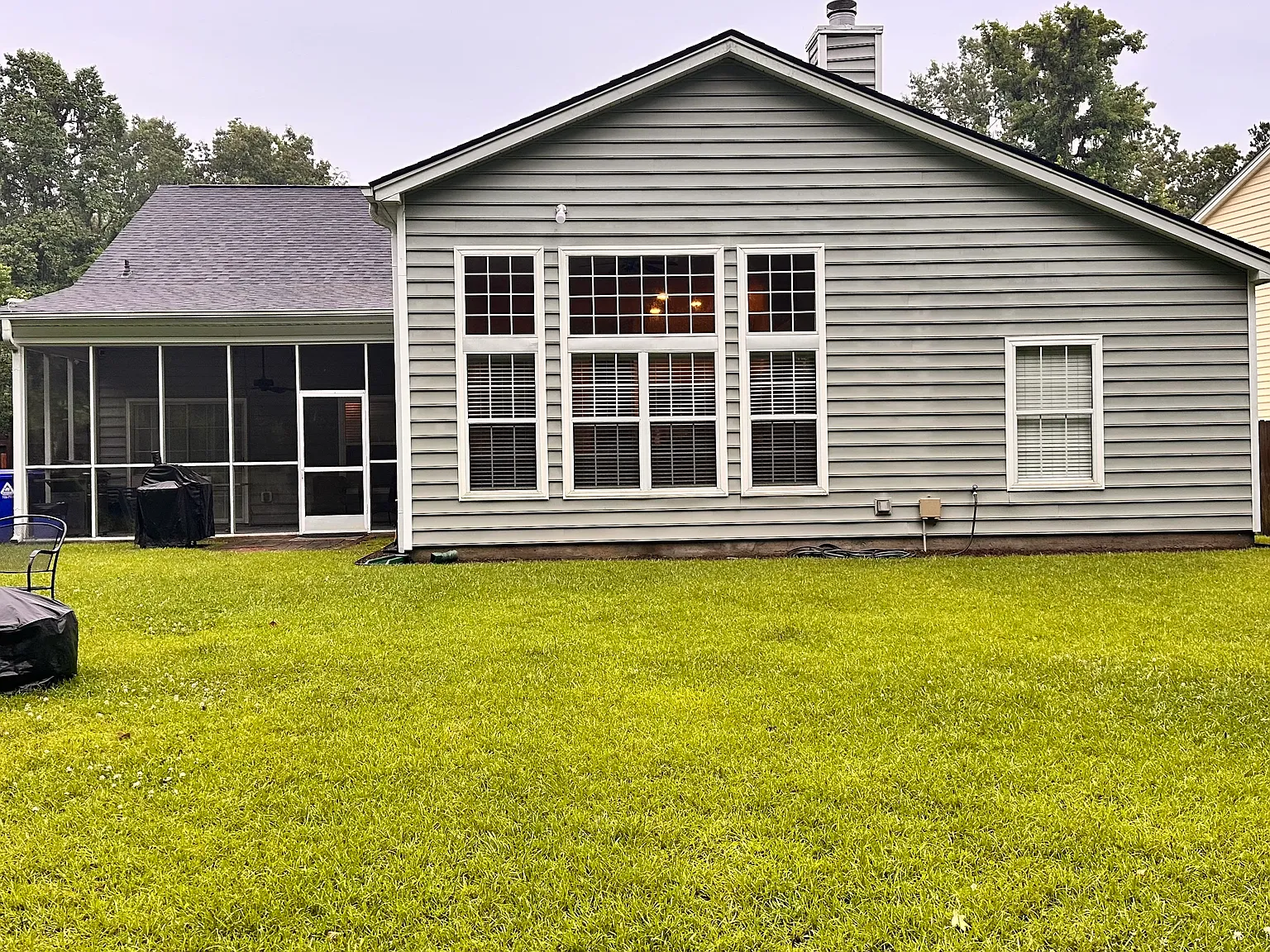 3 bed, 1960 sqft, $3,000 — Photo 3