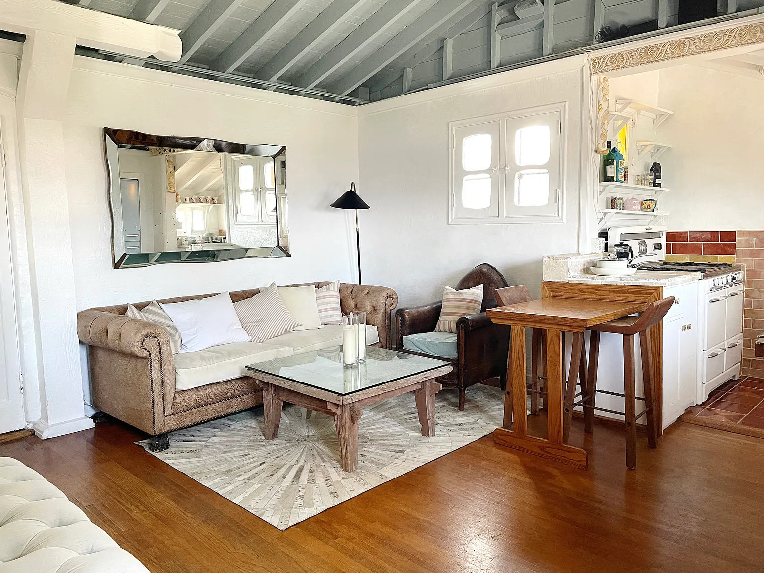 1 bed, 480 sqft, $6,995 — Photo 2