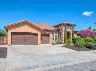 2136 E Olympic Ave, Fresno, CA