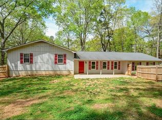 5381 Blackhawk Dr, Acworth, GA 30102