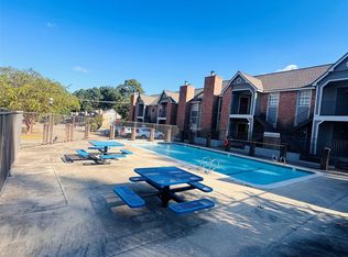 2402 Sycamore Ave APT D4, Huntsville, TX 77340