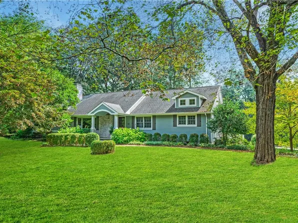 61 Edgewood Road, Katonah, NY 10536