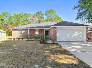 11716 Quail Creek Dr, Ocean Springs, MS 39564