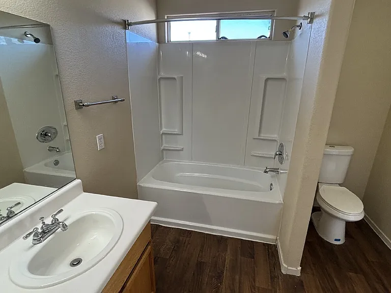 709 Spotted Eagle St — Photo 16