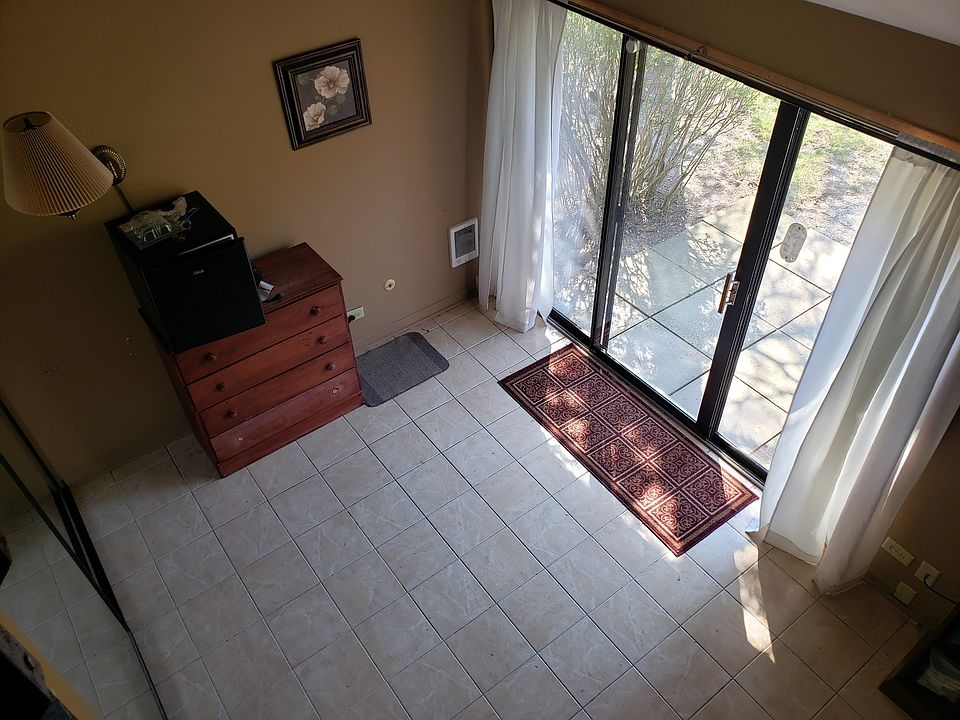 33 Montego Colony Fox Lake IL Zillow