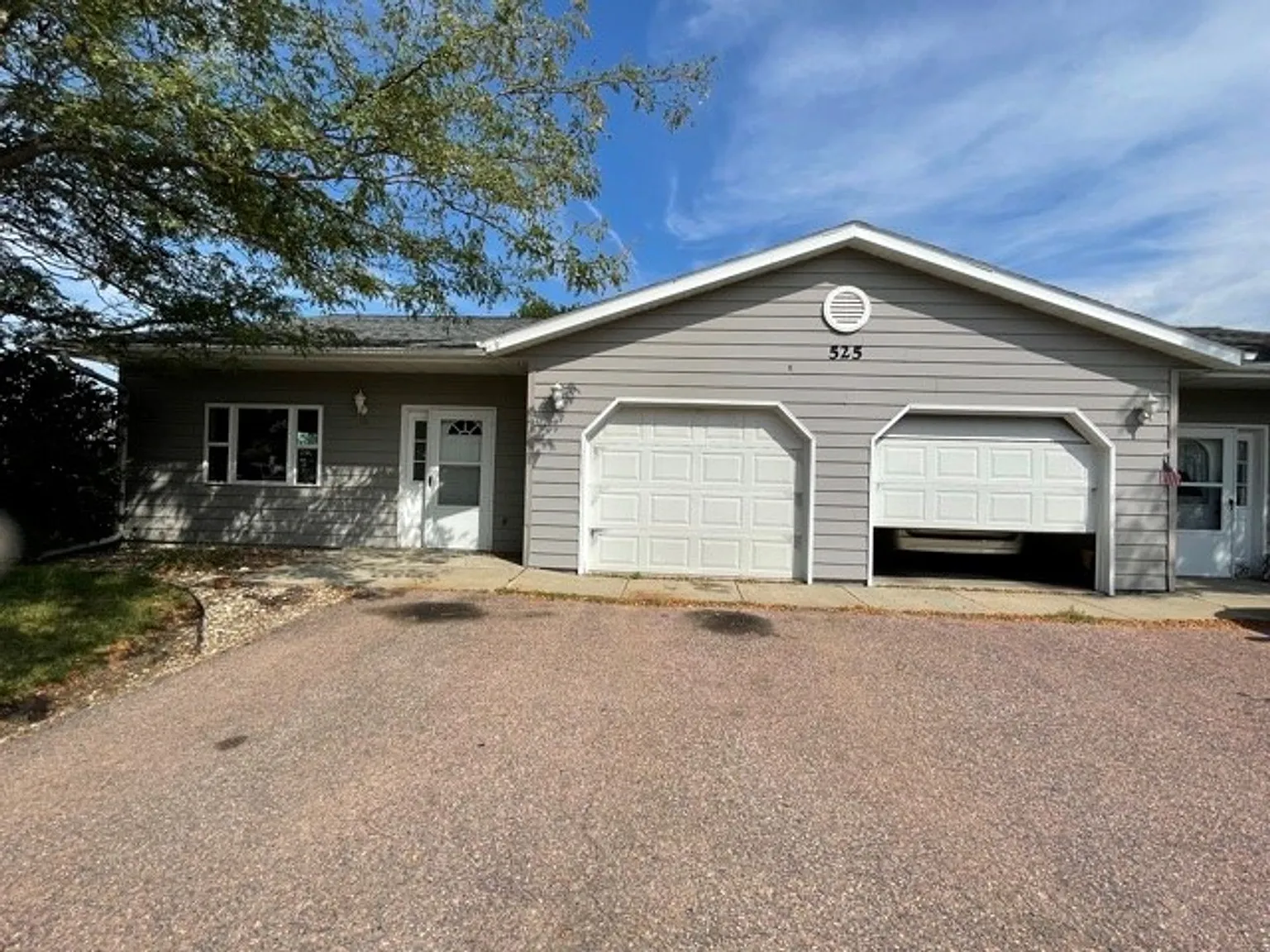 Single-Level 2 Bedroom Morgan Lane Townhomes with Attached Garage — Photo 2