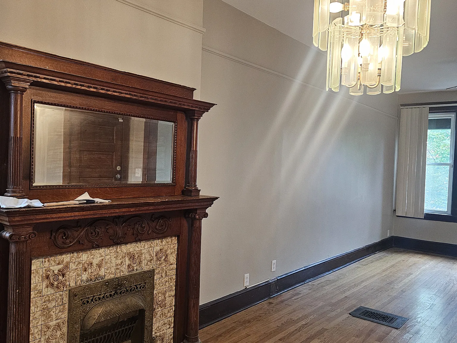 2333 S Lawndale Ave — Photo 4