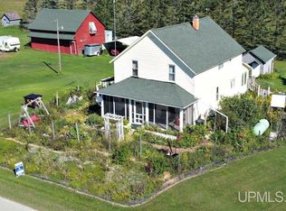 W7030 G 18 Rd, Daggett, MI 49821