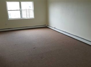 16436 Odonnell Rd, Jamaica, NY 11433