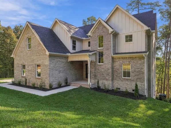 12658 Emerald Bay Dr, Soddy Daisy, TN 37379