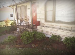 303 N 5th St, Thorndale, TX 76577