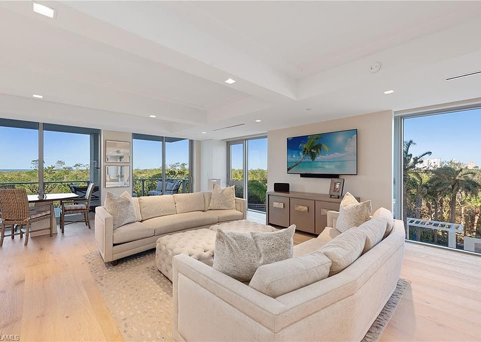 1st image of 6897 Grenadier BLVD #304