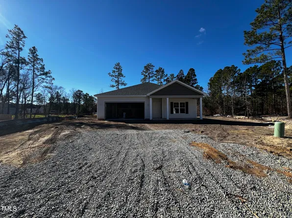 253 Cafe Prince Ct, Raeford, NC 28376