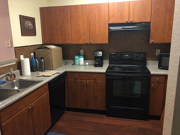 3rd image of 206 E South St Unit 2033