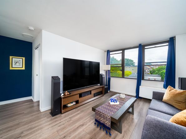 9019 Wall St APT 2D