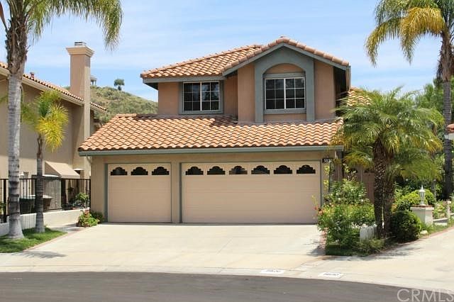 Cul De Sac Location, walking distance to Eastlake Village Olympic Pool and Gym