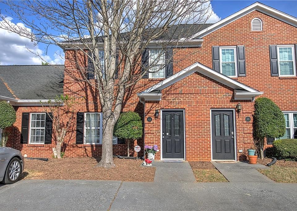 1st image of 618 Manor Way
