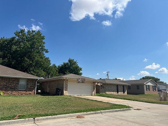3rd image of 209ne21st St