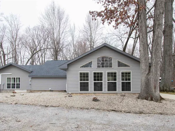 2008 E Riverside Dr, Warsaw, IN 46582