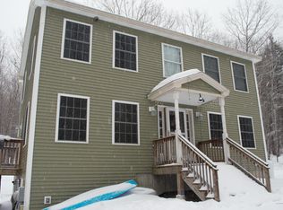 6 Spring Valley Rd, Raymond, ME 04071
