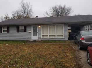 16 Melvin Dr, Cahokia, IL