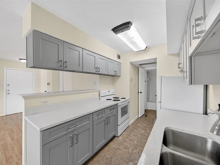 2750 Holly Hall St #1706 — Photo 12