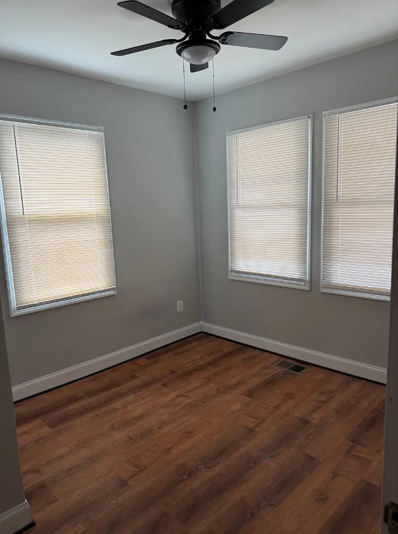 4613 Asbury Ave $700 Room Available (Shared Bath) — Photo 4