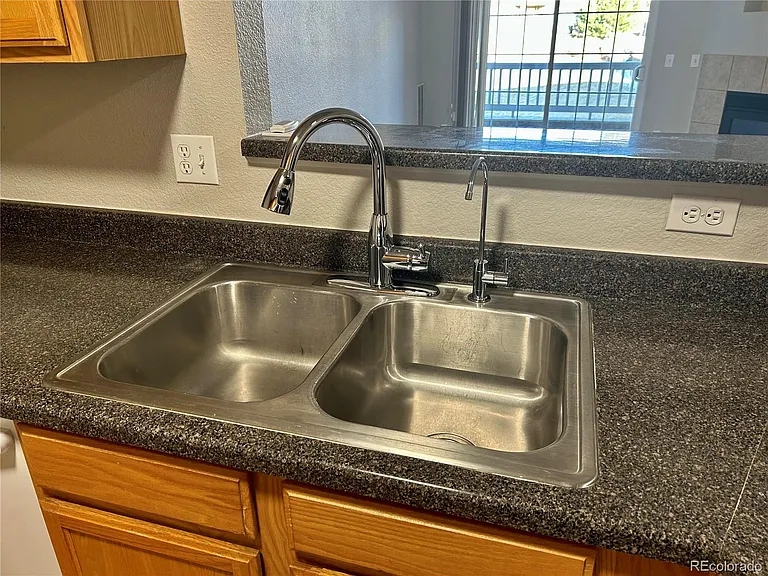 7440 S Blackhawk St #203 — Photo 8