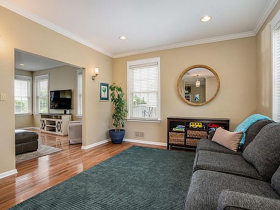 2nd image of 514 Dori Pl