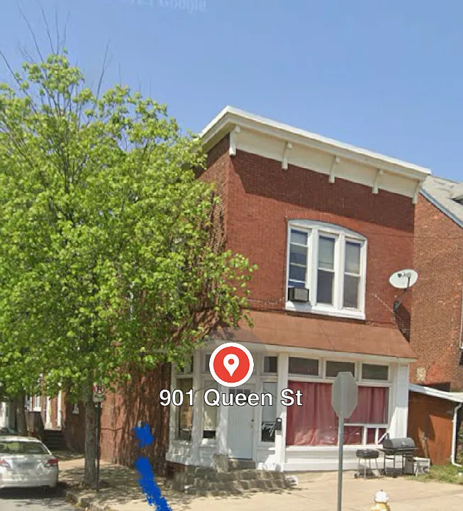 901 Queen St #1F