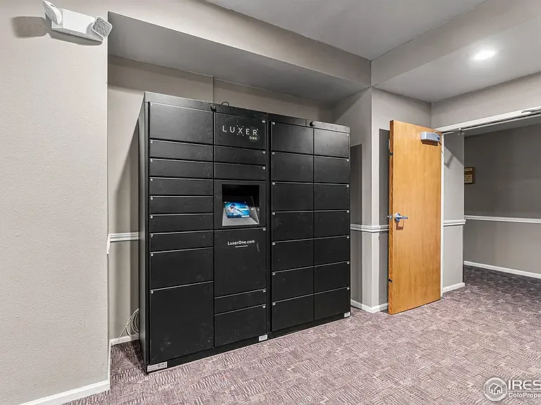 2727 Folsom St #1-227 — Photo 33