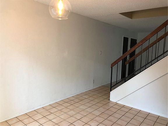 5th image of 7108 Creekside Dr APT C
