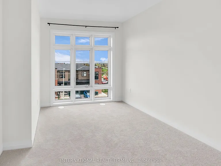 148 Turnberry Ln — Photo 22