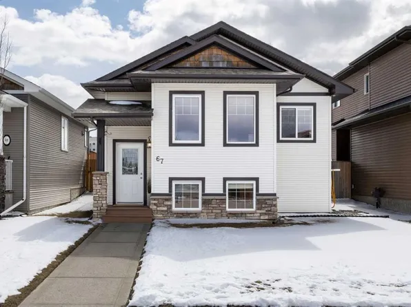 67 NW Bowman Cir, Sylvan Lake, AB T4S 0H9