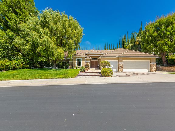 2nd image of 20523 Mesquite Ln
