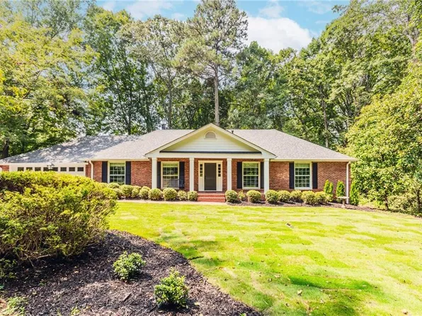 4609 Waterford Ct, Atlanta, GA 30338
