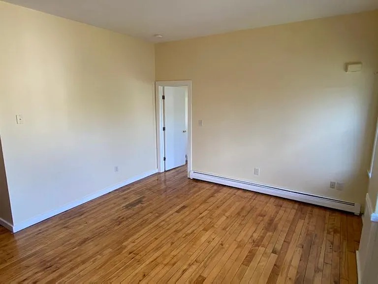 79 Hawley St #C — Photo 5