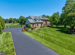 8412 Gullane Ct, Pasadena, MD 21122