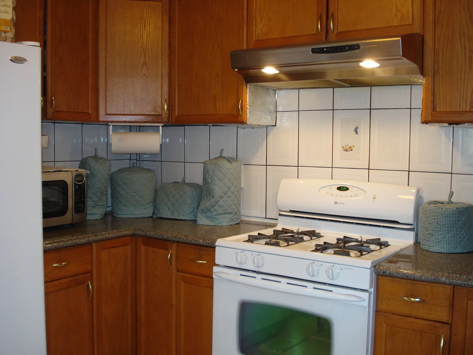 3 bed, 2200 sqft, $3,800 — Photo 3