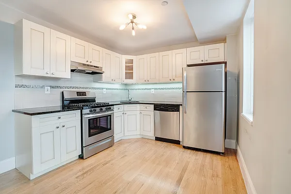 Rented by Compass | media 2