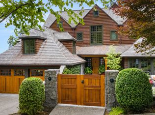 1521 SW Spring St, Portland, OR 97201