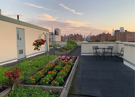 Sold by VESNA REALTY | media 10