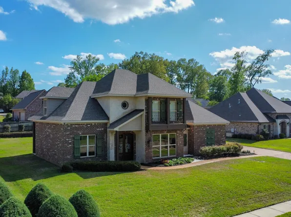 118 Bentwood Dr, Clinton, MS 39056