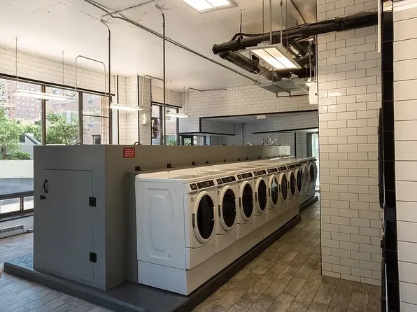 1309 5th Avenue image 16 of 16